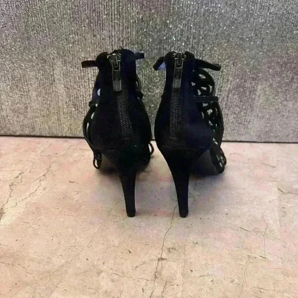 BCBG High heels - Picture 3 of 4